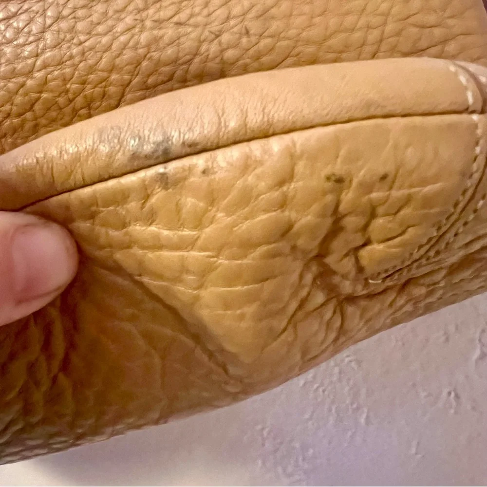 Coach 2006 Legacy Tan Thick Pebble Grain Leather Shoulder Hobo Bag Purse - Picture 16 of 17